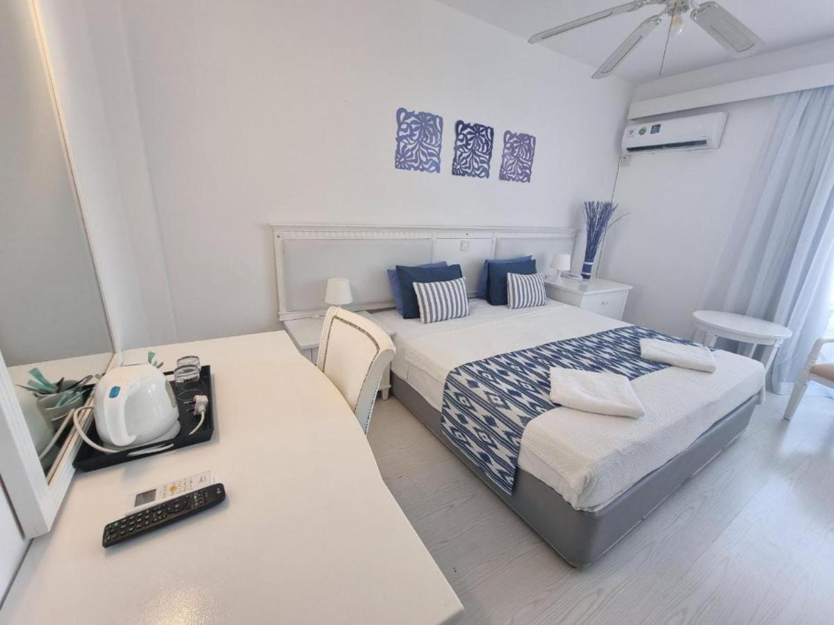 涅柔斯酒店 Paphos 外观 照片