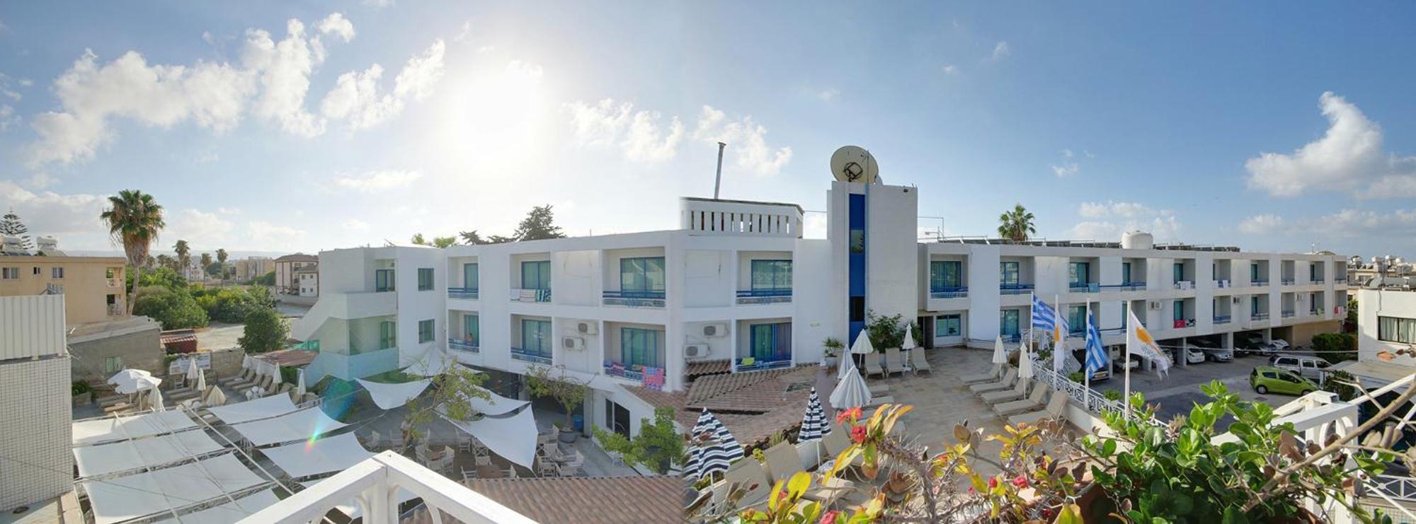 涅柔斯酒店 Paphos 外观 照片