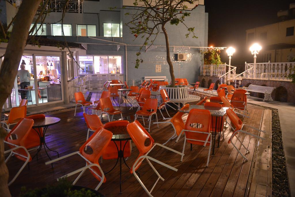 涅柔斯酒店 Paphos 外观 照片