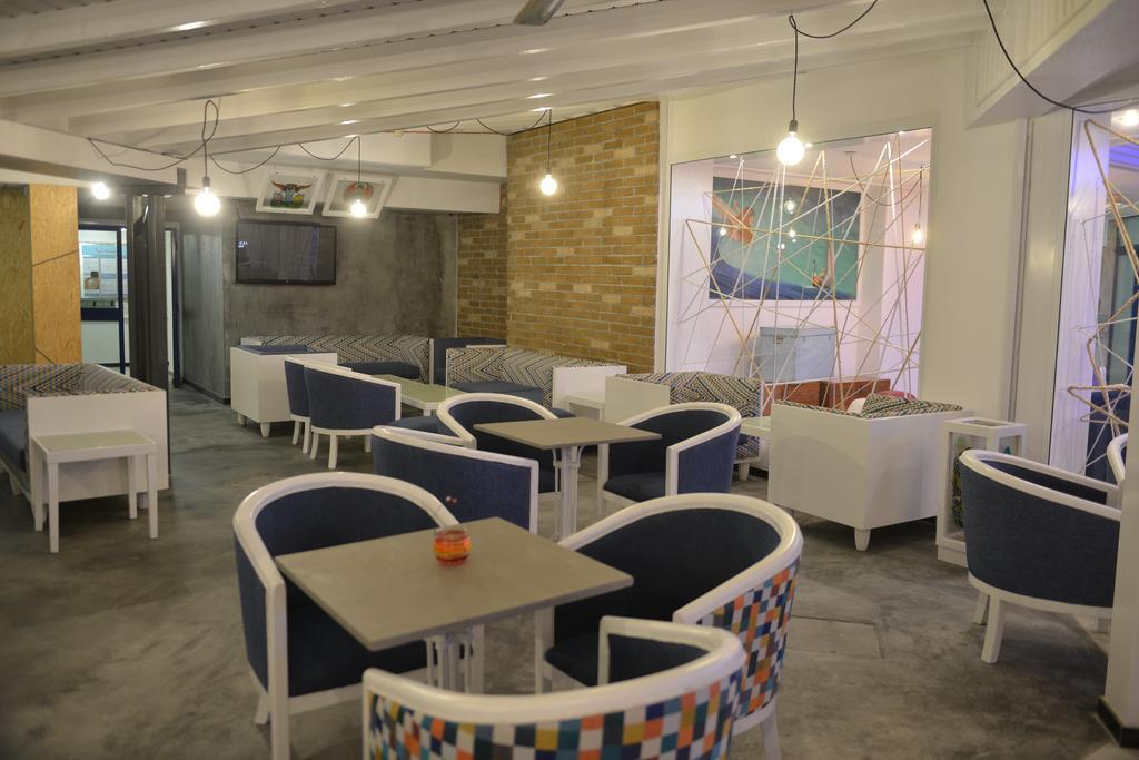 涅柔斯酒店 Paphos 外观 照片