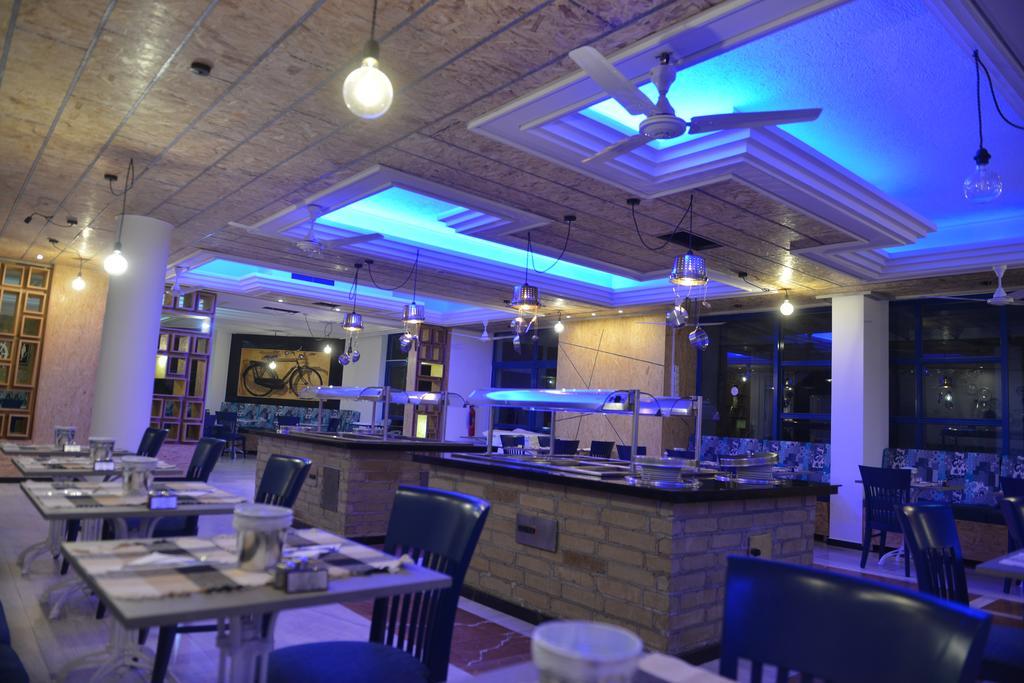 涅柔斯酒店 Paphos 外观 照片